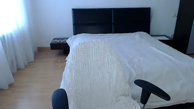 Snapshot of Tina_Shines chatting on November 1, 1:04 pm Tina Shines online show from November 1, 1:04 pm