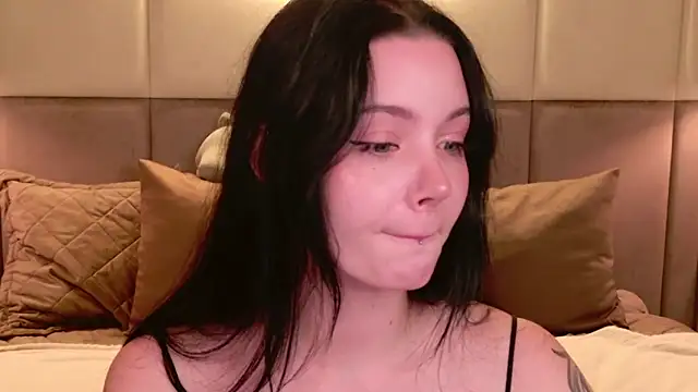 Goldy Stark online show from September 28, 9:09 pm