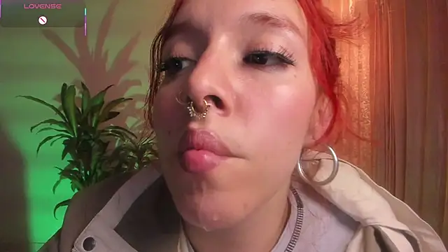 Snapshot of bri_von_dhara__ chatting on October 19, 11:18 pm bri von dhara   online show from October 19, 11:18 pm