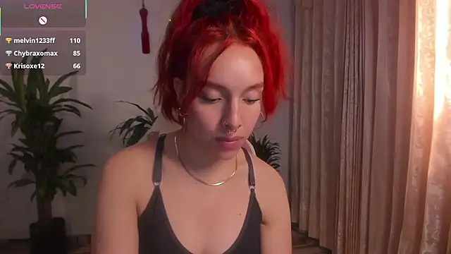 Snapshot of bri_von_dhara__ chatting on October 6, 1:28 pm bri von dhara   online show from October 6, 1:28 pm