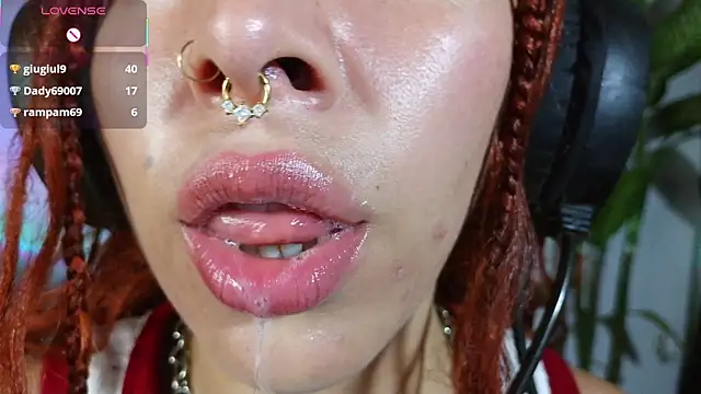 bri von dhara   online show from April 5, 1:15 am