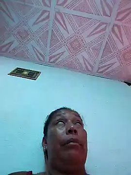 Naomi-Mature online show from March 31, 7:25 pm