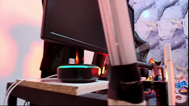 Snapshot of AngelThroatt chatting on September 29, 1:22 am AngelThroatt online show from September 29, 1:22 am