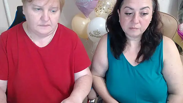 Snapshot of Bertie_Adeline chatting on October 19, 5:15 pm Bertie Adeline online show from October 19, 5:15 pm