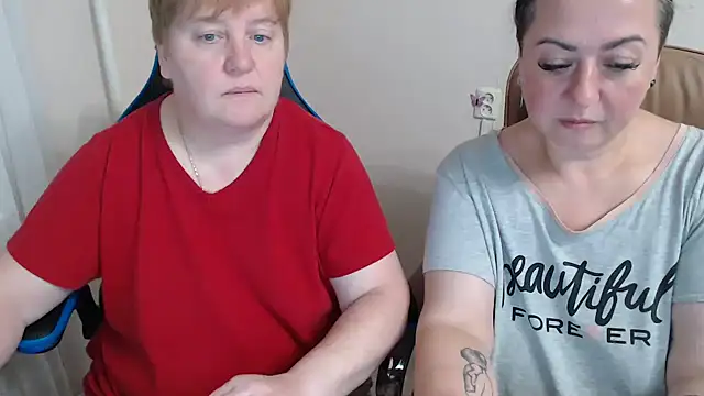 Snapshot of Bertie_Adeline chatting on October 10, 6:46 pm Bertie Adeline online show from October 10, 6:46 pm