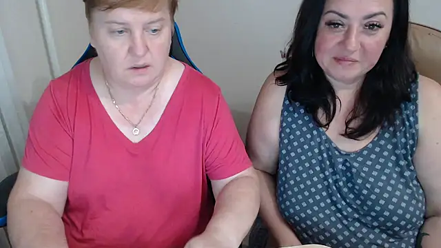 Snapshot of Bertie_Adeline chatting on October 5, 7:41 pm Bertie Adeline online show from October 5, 7:41 pm