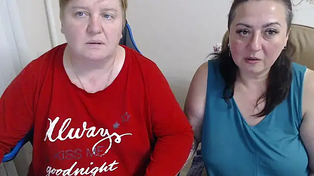 Snapshot of Bertie_Adeline chatting on October 8, 6:23 pm Bertie Adeline online show from October 8, 6:23 pm