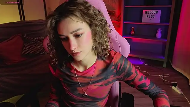 Snapshot of __grace__ chatting on October 12, 3:25 pm   grace   online show from October 12, 3:25 pm