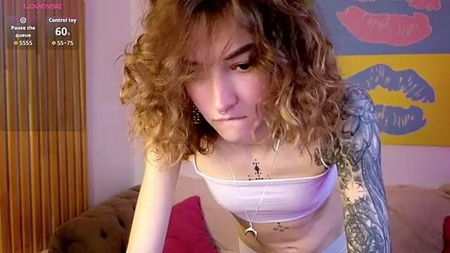 Snapshot of __grace__ chatting on October 30, 11:00 am   grace   online show from October 30, 11:00 am