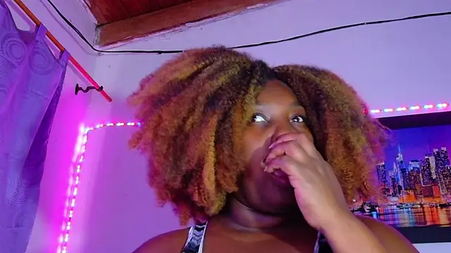 ebony NeighborMoans online show from April 1, 6:16 pm