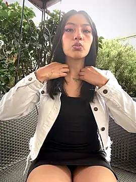 KloePink  online show from September 29, 2:00 pm