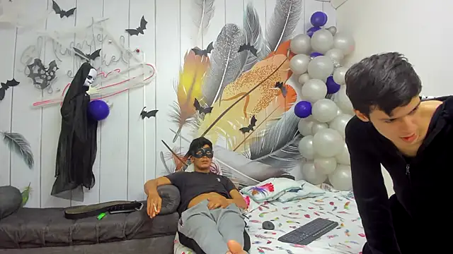 Holdme Hot online show from October 20, 4:15 am