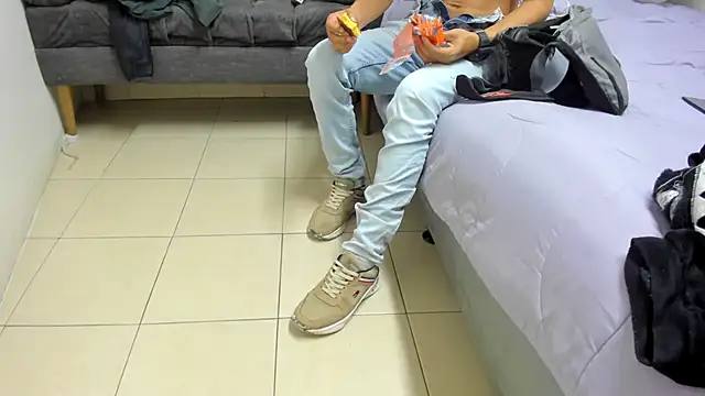 Holdme Hot online show from October 23, 3:12 am