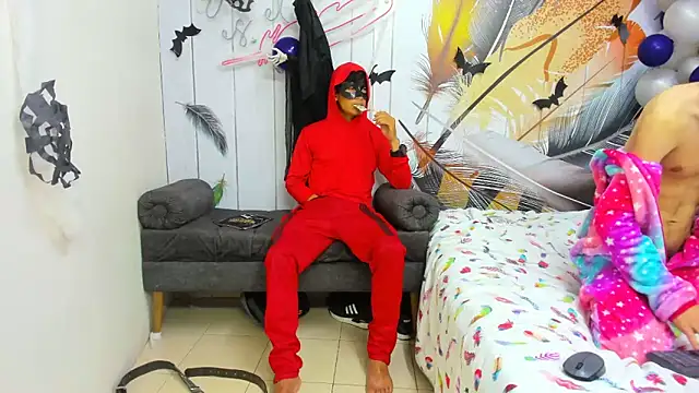 Holdme Hot online show from October 17, 3:32 am