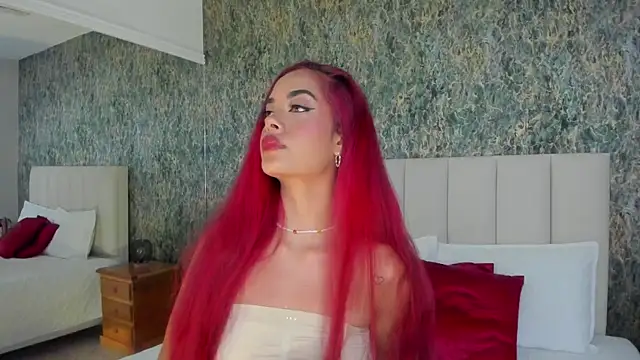 Snapshot of AlannaBlakes chatting on September 25, 12:21 am AlannaBlakes online show from September 25, 12:21 am