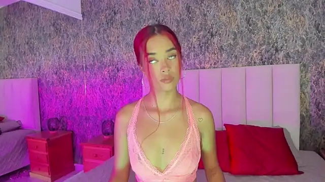 Snapshot of AlannaBlakes chatting on September 30, 12:38 am AlannaBlakes online show from September 30, 12:38 am