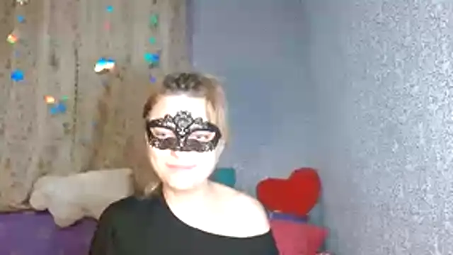 Miss Nona online show from November 5, 2:55 pm