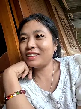 Snapshot of Angela-babyxx chatting on October 21, 2:04 am Angela-babyxx online show from October 21, 2:04 am