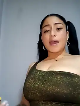 Valejensen0716 online show from November 7, 4:18 am