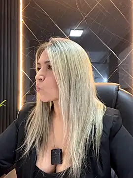 Helena Foxxx online show from November 7, 2:44 pm