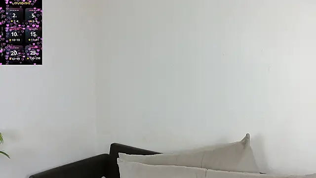 juicegirl3408 online show from November 22, 11:57 am