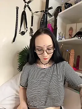 Jinhee Tiny online show from October 1, 9:36 am