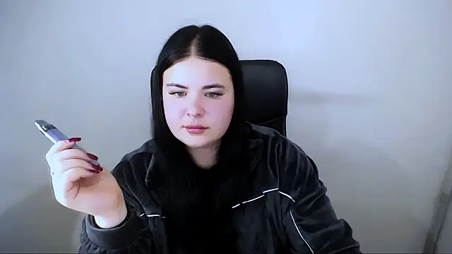  Trisha li online show from October 23, 12:00 pm