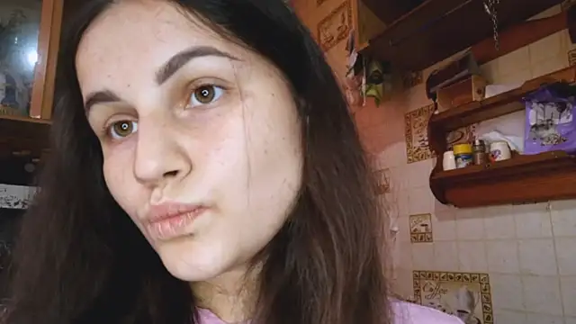 Snapshot of DierdreCousineau chatting on September 27, 7:26 am DierdreCousineau online show from September 27, 7:26 am