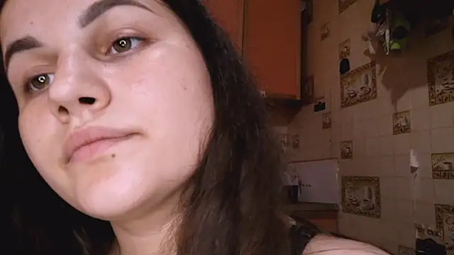 Snapshot of DierdreCousineau chatting on October 10, 11:37 am DierdreCousineau online show from October 10, 11:37 am