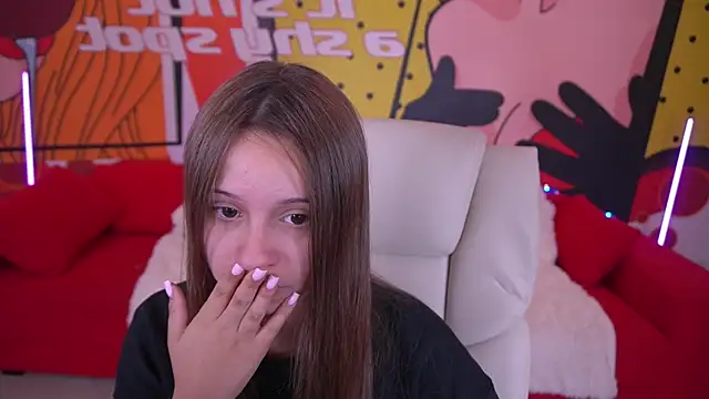 AnnaPearl online show from September 19, 1:32 pm