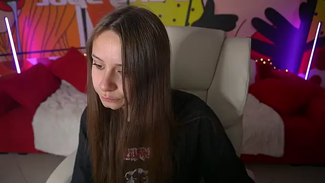 AnnaPearl online show from September 28, 5:25 am