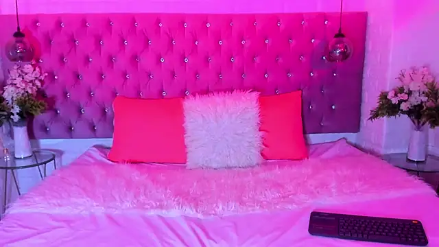 Scarlet Monroee online show from October 10, 3:44 am