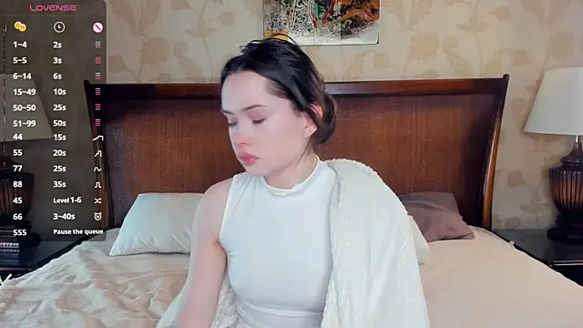 Snapshot of HerminePenna chatting on October 21, 9:19 pm HerminePenna online show from October 21, 9:19 pm