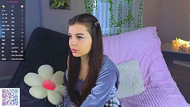 AuroraVice online show from December 4, 6:59 am