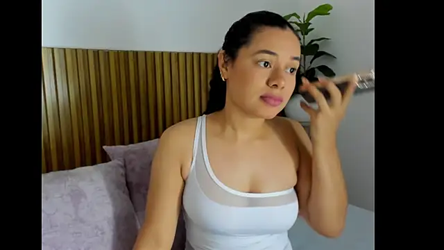 angie leonn online show from September 26, 12:14 pm