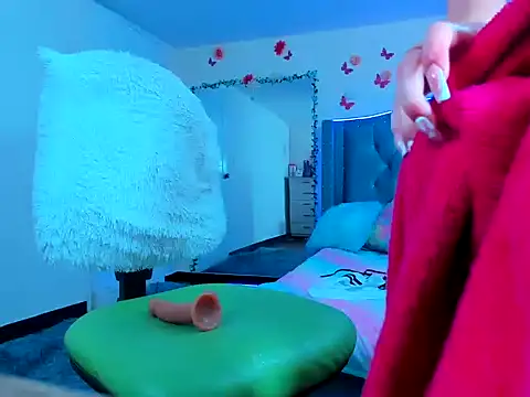 Snapshot of Luna_Analya chatting on September 17, 4:05 pm Luna Analya online show from September 17, 4:05 pm