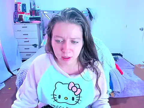 Snapshot of Luna_Analya chatting on October 16, 3:58 pm Luna Analya online show from October 16, 3:58 pm