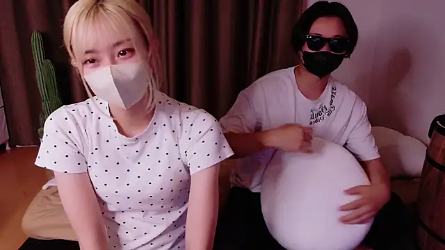 Nana  ch online show from July 21, 4:30 pm