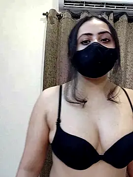 sexy aaliya hamidi online show from September 26, 7:50 am