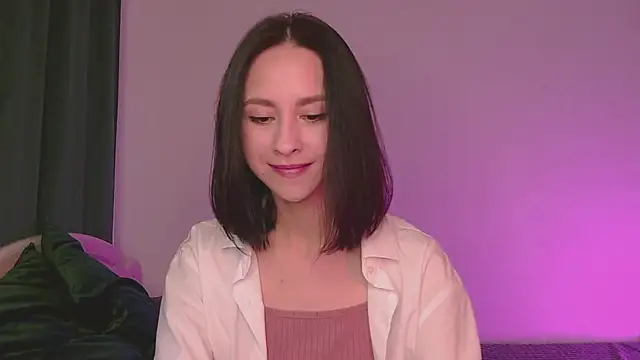 Snapshot of MiaSweetasHoney chatting on September 16, 9:28 am MiaSweetasHoney online show from September 16, 9:28 am