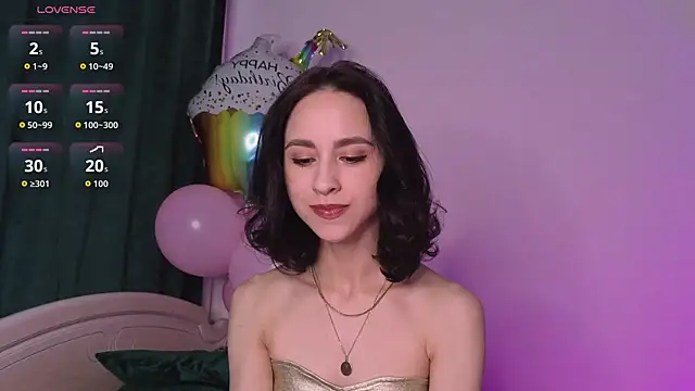 Snapshot of MiaSweetasHoney chatting on October 17, 6:38 am MiaSweetasHoney online show from October 17, 6:38 am