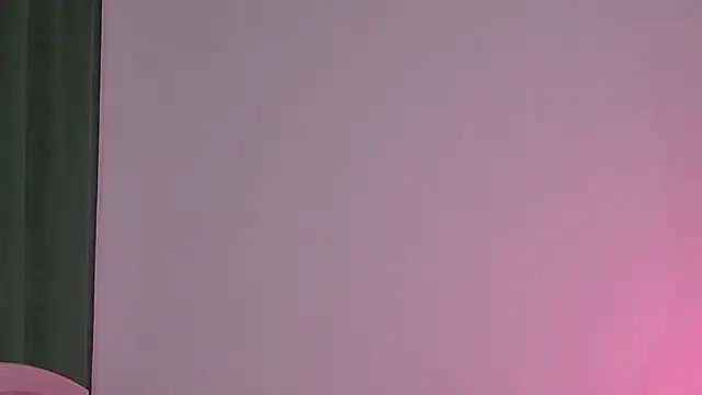 Snapshot of MiaSweetasHoney chatting on September 24, 9:19 am MiaSweetasHoney online show from September 24, 9:19 am