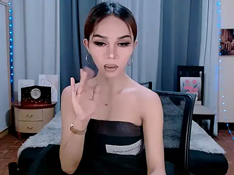 aelinhot online show from November 3, 11:42 pm