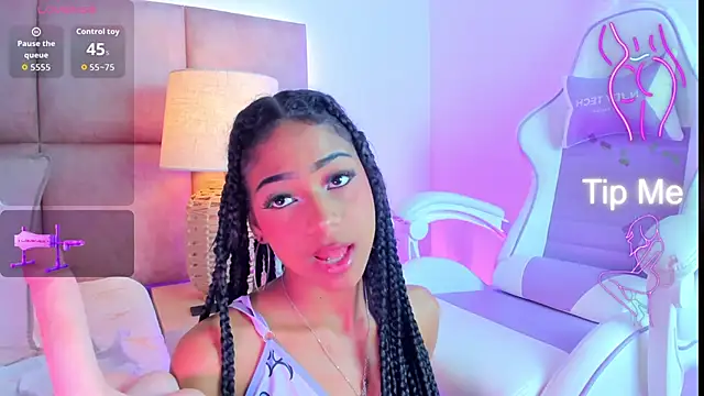 Snapshot of KatheMiler chatting on September 20, 1:05 am KatheMiler online show from September 20, 1:05 am