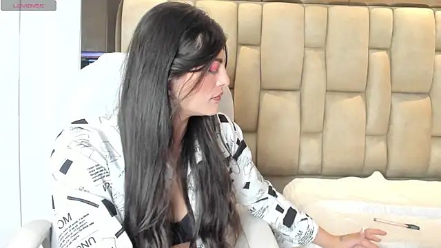 Snapshot of NashuaBell chatting on October 8, 4:22 pm NashuaBell online show from October 8, 4:22 pm