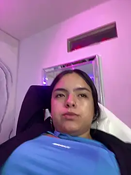 EmilyHarperr online show from October 21, 11:36 am