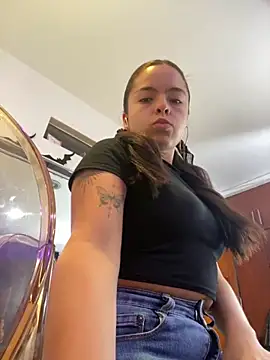 EmilyHarperr online show from October 29, 11:47 am