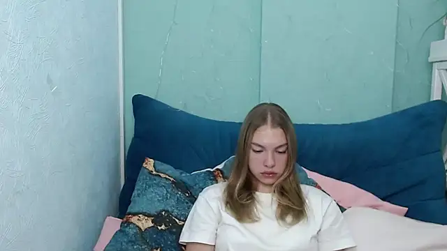 CassieDi online show from September 12, 5:08 am