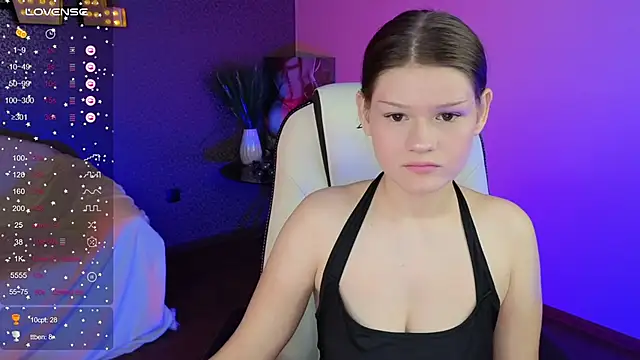 Snapshot of Lunamytrend chatting on September 19, 12:26 pm Lunamytrend online show from September 19, 12:26 pm