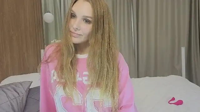 Brigitte Bardot online show from October 28, 9:37 am